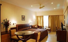 Juhu Plaza Hotel Mumbai 3*